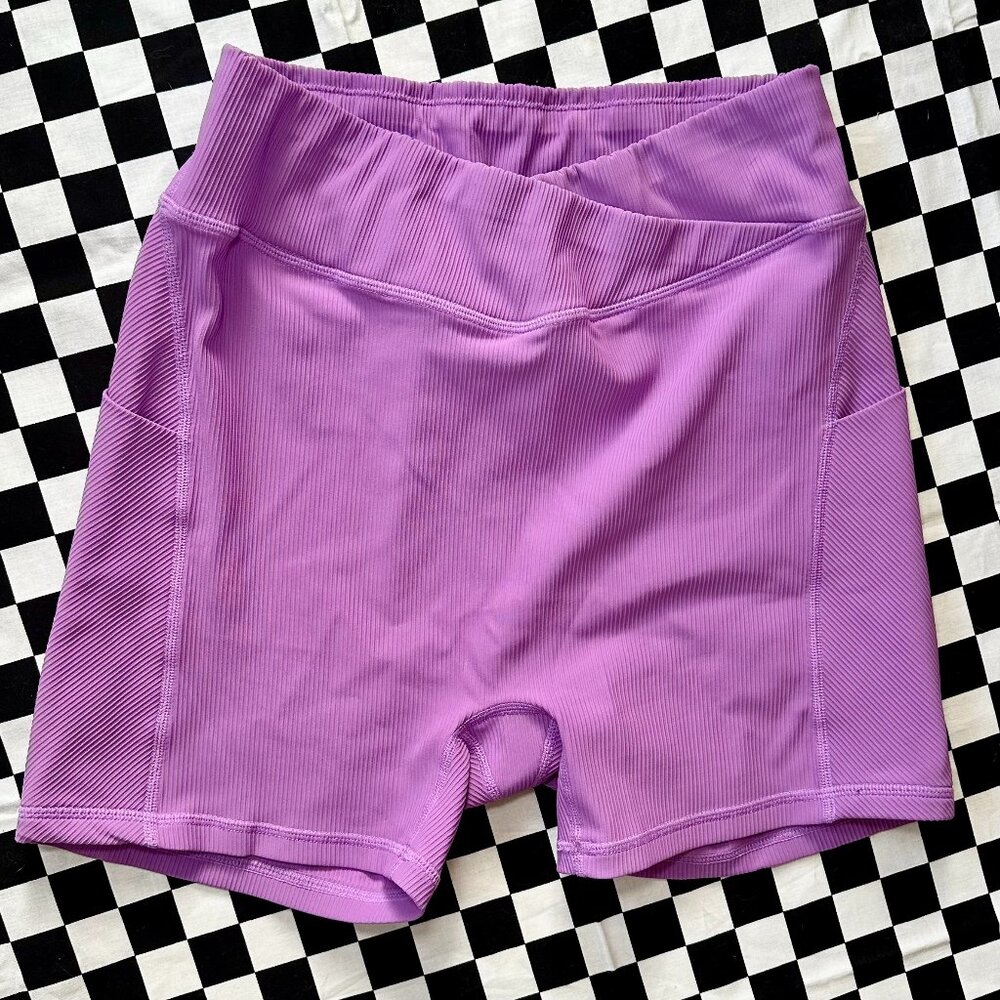 Cross Waist Lilac Bike Shorts